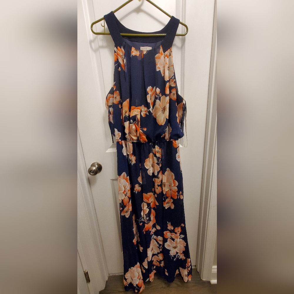 Signature by Robbie Bee 20w blue floral halter sleeveless dress